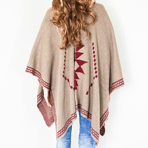 Aztec Print Knitted Poncho - Picture 2 of 3