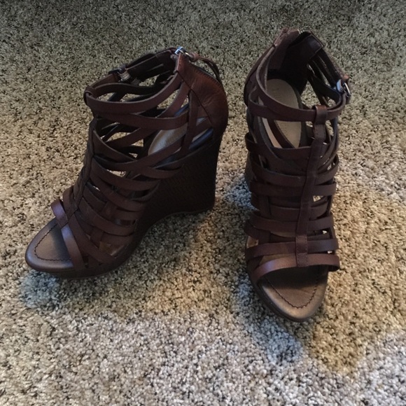 True Religion wedges!