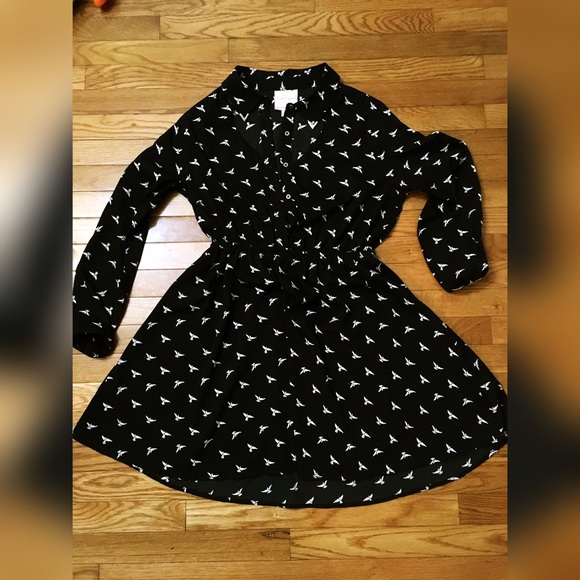 Bird print collared sleeve dress