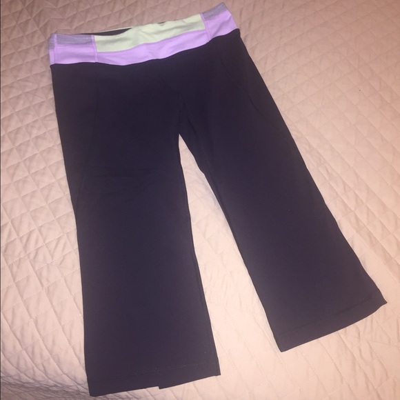 Authentic Lululemon Yoga Capri pants