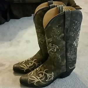 Ladies Old West boots