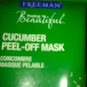 Cucumber peel off mask
