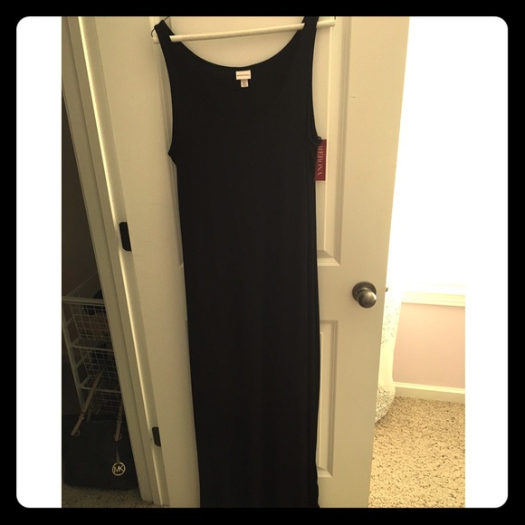 Women's black maxi dress