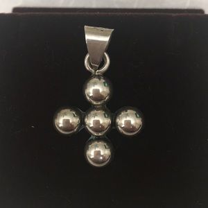 Beautiful silver cross pendant