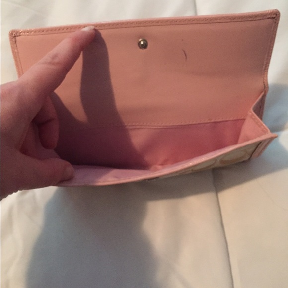 Sold - Picture 4 of 4