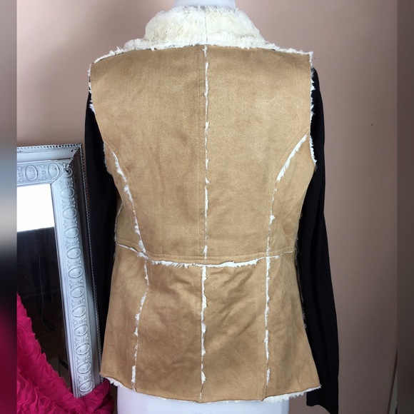 LOWEST PRICE❤️Faux fur vegan vest - Picture 3 of 3