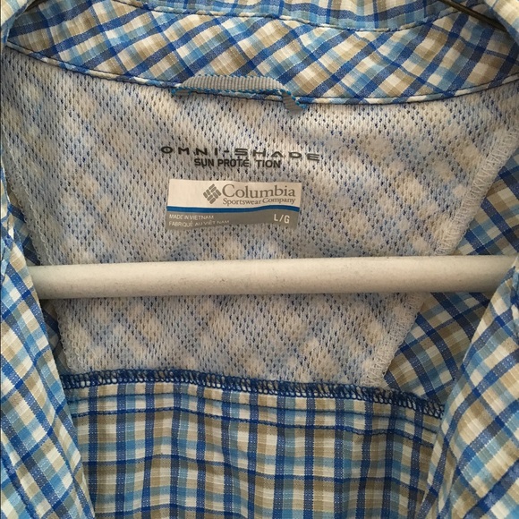 Columbia button down! Barely worn! - Picture 2 of 3