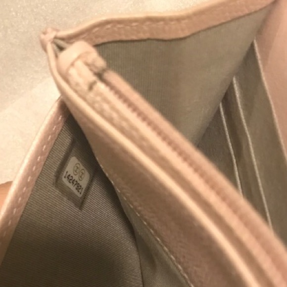 SOLD through Venmo AUTH CHANEL WOC Cross body - Picture 4 of 4