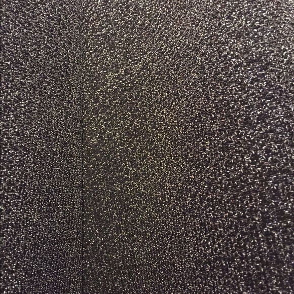 Express "flippy" metallic flare skirt, sz. 6 - Picture 3 of 4