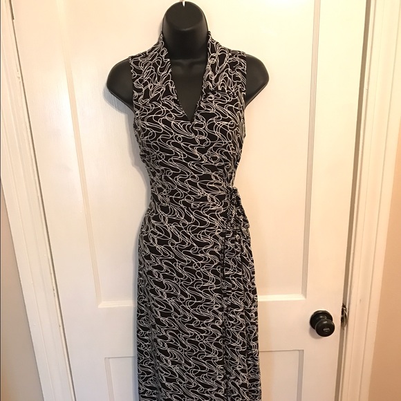 KC Spencer 8 sleeveless long wrap dress w collar