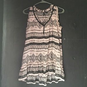 Tribal pattern loose tank