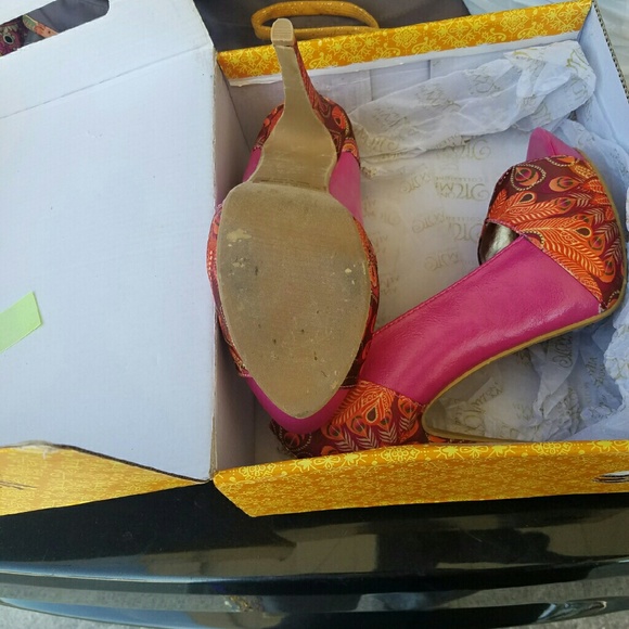 High heels - Picture 3 of 4