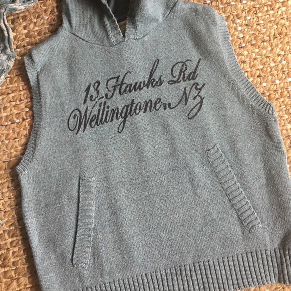 Sleeveless hooded light sweater 100%cotton - Picture 2 of 4