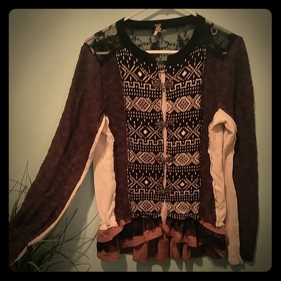 NWOT BKE knit and lace sweater