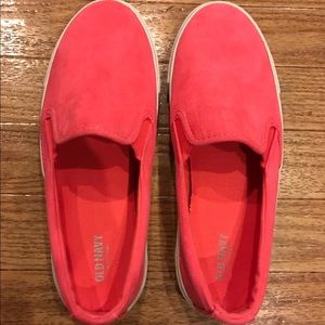 Brand new pink sneakers