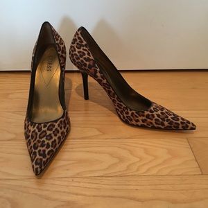 Guess 9 1/2 leopard print heels
