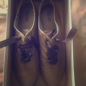 Abound Shoes.. Price Negotiable