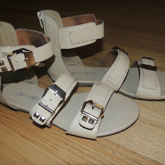 Cute strap sandals