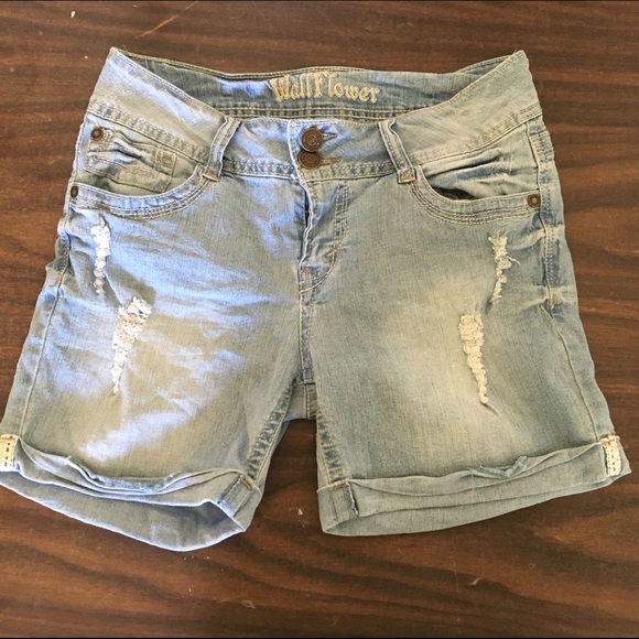 Denim distorted jean shorts