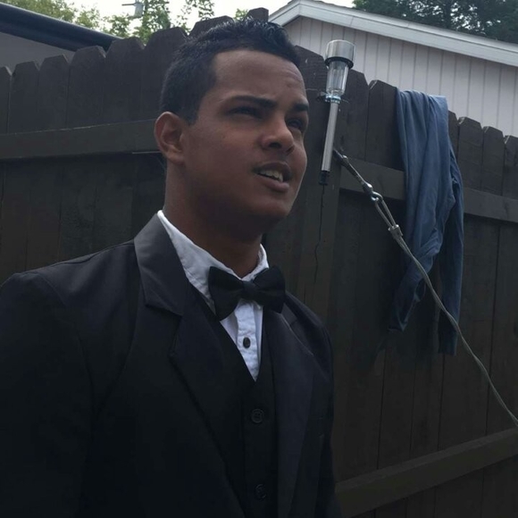 Meet your Posher, Joshua - Picture 1 of 1