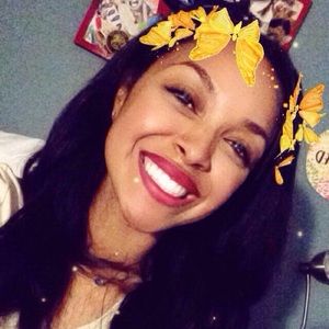 Meet your Posher, Talia