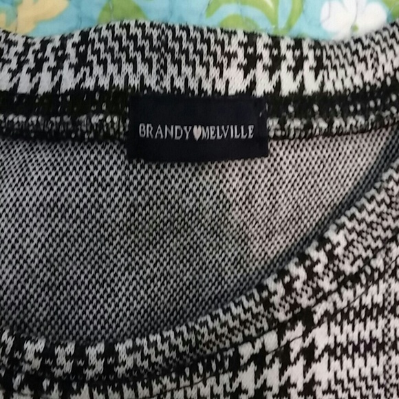 Brandy Melville black and white houndstooth top - Picture 2 of 4