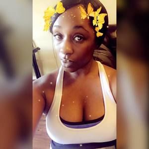 Meet your Posher, Aja