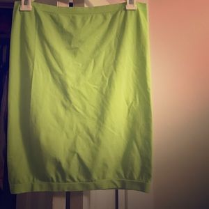 Stretchy lime green tube top🔆