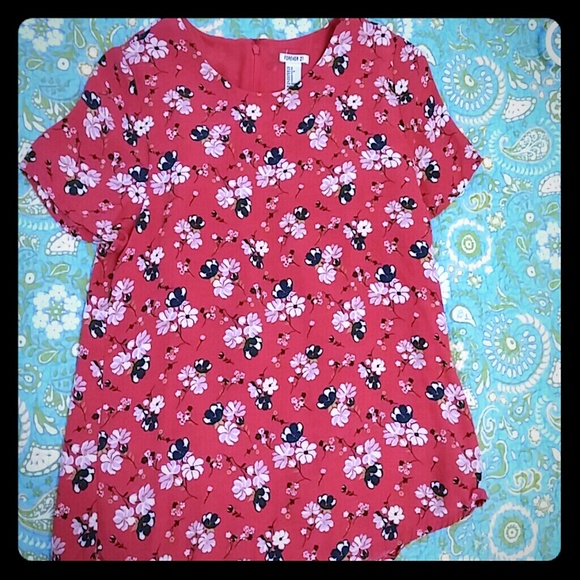 Forever 21 floral red top