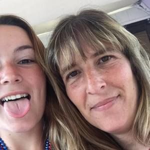 Meet your Posher, Carmelina