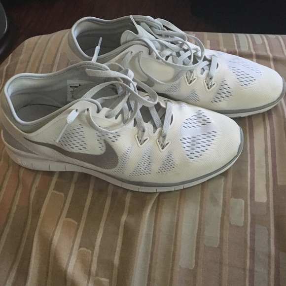 Sneakers - Picture 2 of 2