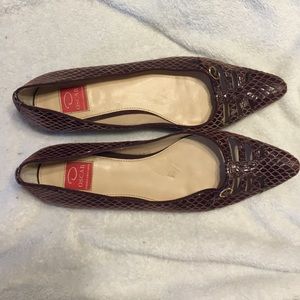 O by Oscar flats