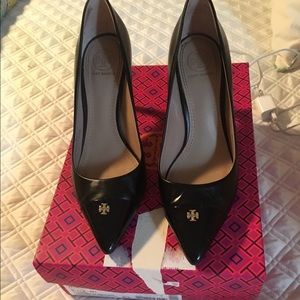 Tory burch pumps worn 3 times