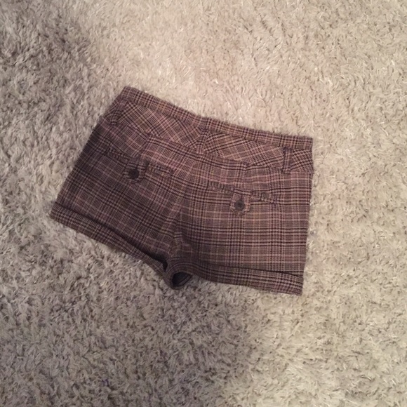 Shorts - Picture 2 of 2