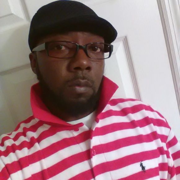 Meet your Posher, Dereko - Picture 1 of 1