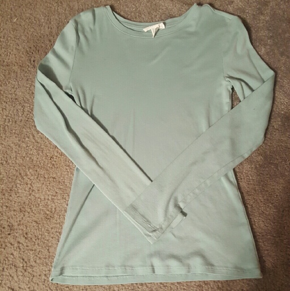 Forever 21 long sleeve shirt
