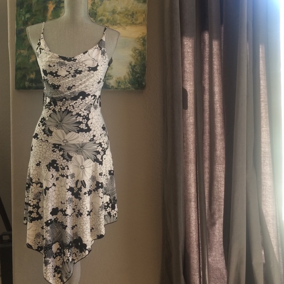 Lovely dress by Kelina