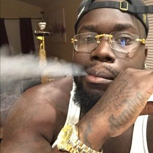 Meet your Posher, Corey