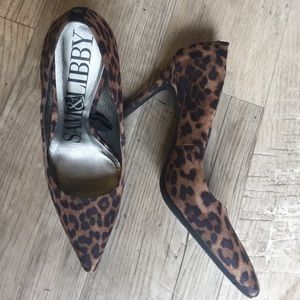 Leopard Print Pumps