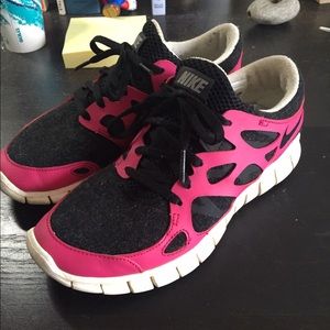 Nike Free Run 2 sz 6 Wool Pink