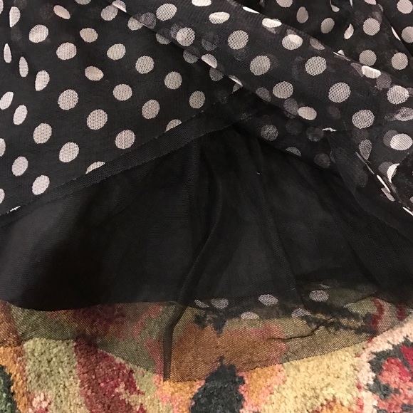 2 super cute skirts - Picture 4 of 4