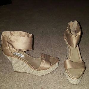 Jennifer Lopez Wedge Sandal