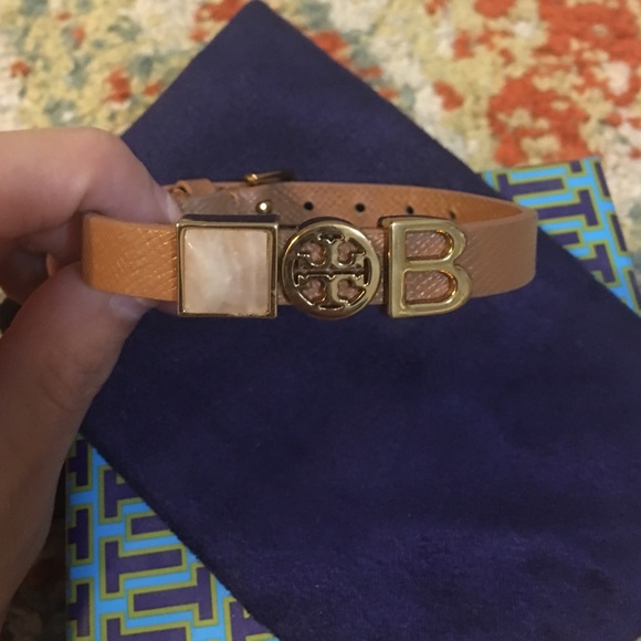Authentic Tory burch charm leather strap bracelet