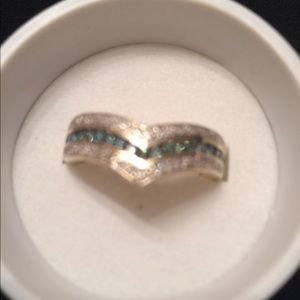 Beautiful diamond and aquamarine band