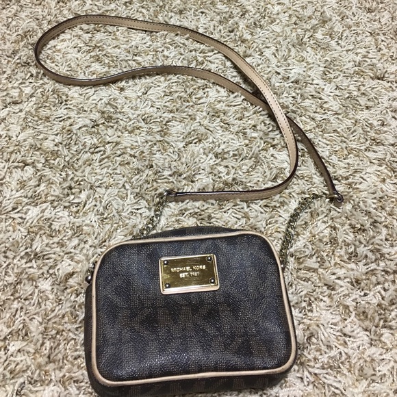 Michael Kors cross body