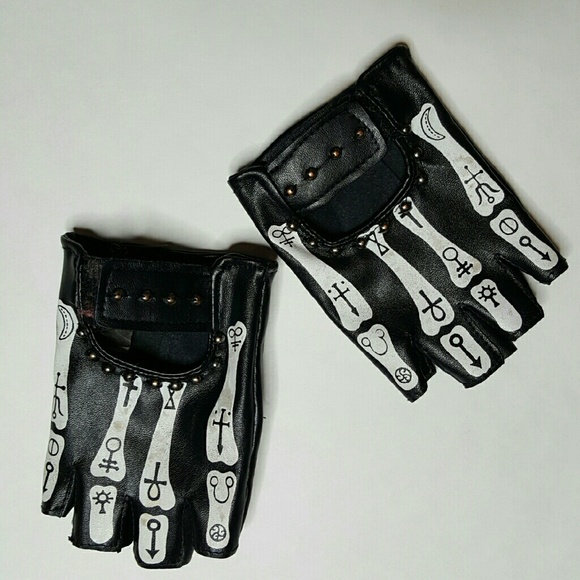 SKELETON GLOVES