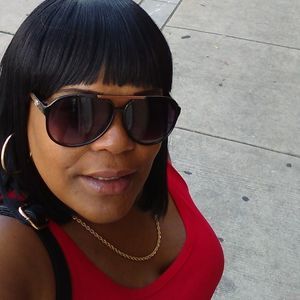 Meet your Posher, Latisha