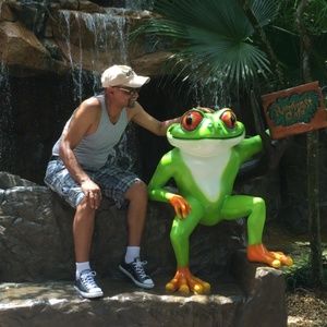 Meet your Posher, John