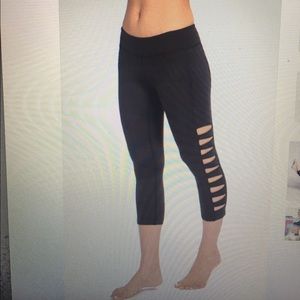 Kira Grace Warrior Tough Cut Crop Yoga Leggings