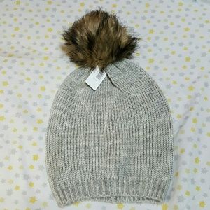 Aerie Pom Beanie